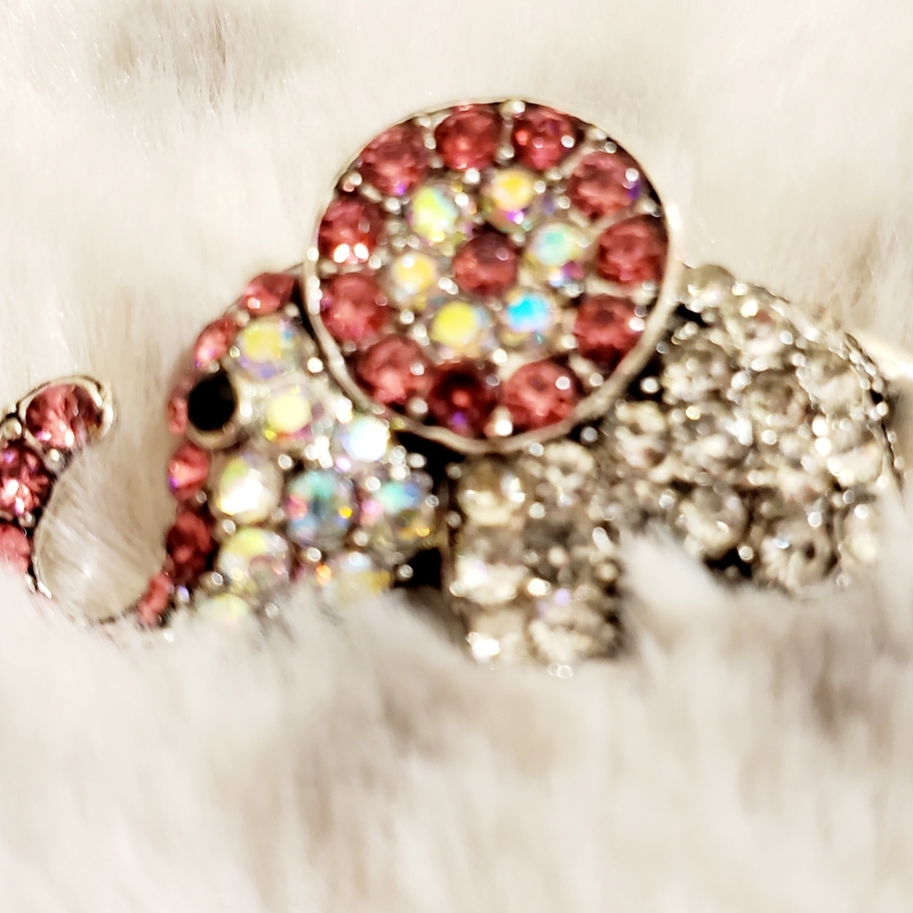 Silver Pink and white crystal elephant brooch - Picture 6 of 10